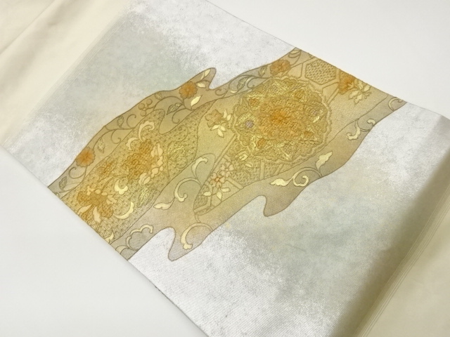 Nagoya obi with floral arabesque and flower design embroidered in gold Shantou